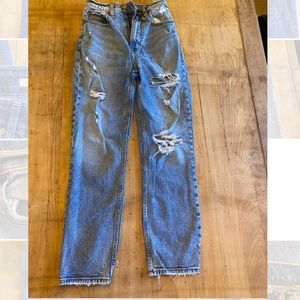 Abercrombie & Fitch Ankle Straight Ultra High Rise 25 Jeans